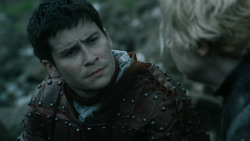 extant_GameOfThrones_5x03-HighSparrow_2396