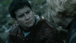 extant_GameOfThrones_5x03-HighSparrow_2399