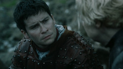extant_GameOfThrones_5x03-HighSparrow_2400