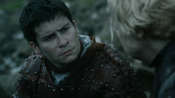extant_GameOfThrones_5x03-HighSparrow_2408