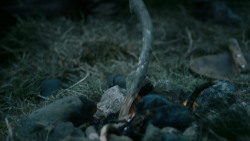 extant_GameOfThrones_5x03-HighSparrow_2415