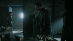 extant_GameOfThrones_5x03-HighSparrow_2433