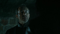 extant_GameOfThrones_5x03-HighSparrow_2448