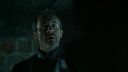 extant_GameOfThrones_5x03-HighSparrow_2449