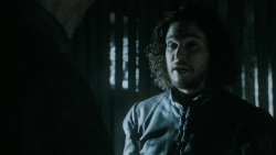 extant_GameOfThrones_5x03-HighSparrow_2455