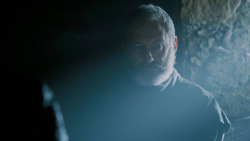 extant_GameOfThrones_5x03-HighSparrow_2499