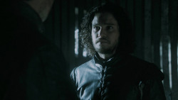 extant_GameOfThrones_5x03-HighSparrow_2630