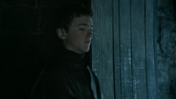 extant_GameOfThrones_5x03-HighSparrow_2667