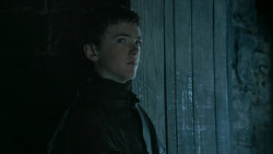 extant_GameOfThrones_5x03-HighSparrow_2672