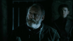 extant_GameOfThrones_5x03-HighSparrow_2853