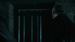 extant_GameOfThrones_5x03-HighSparrow_2875