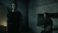 extant_GameOfThrones_5x03-HighSparrow_2918