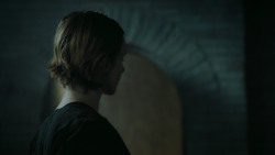 extant_GameOfThrones_5x03-HighSparrow_2940
