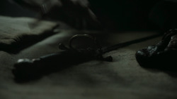 extant_GameOfThrones_5x03-HighSparrow_2992