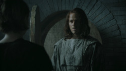 extant_GameOfThrones_5x03-HighSparrow_3001