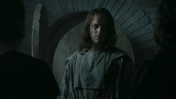 extant_GameOfThrones_5x03-HighSparrow_3018