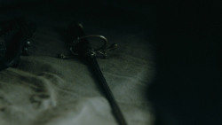 extant_GameOfThrones_5x03-HighSparrow_3033