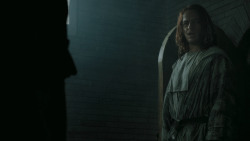 extant_GameOfThrones_5x03-HighSparrow_3049