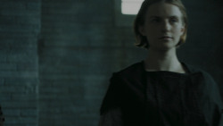 extant_GameOfThrones_5x03-HighSparrow_3061