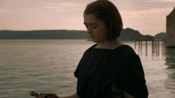 extant_GameOfThrones_5x03-HighSparrow_3196