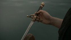 extant_GameOfThrones_5x03-HighSparrow_3208