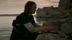 extant_GameOfThrones_5x03-HighSparrow_3263