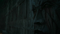 extant_GameOfThrones_5x03-HighSparrow_3277