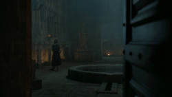 extant_GameOfThrones_5x03-HighSparrow_3324