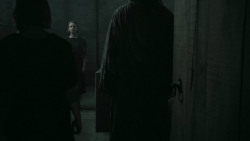 extant_GameOfThrones_5x03-HighSparrow_3394