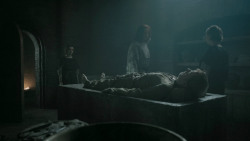 extant_GameOfThrones_5x03-HighSparrow_3406