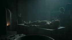 extant_GameOfThrones_5x03-HighSparrow_3409