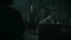 extant_GameOfThrones_5x03-HighSparrow_3412