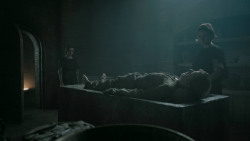 extant_GameOfThrones_5x03-HighSparrow_3423