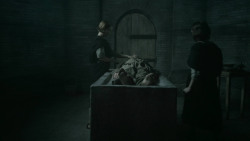extant_GameOfThrones_5x03-HighSparrow_3441