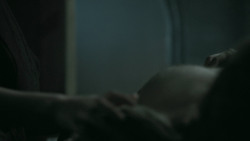 extant_GameOfThrones_5x03-HighSparrow_3452