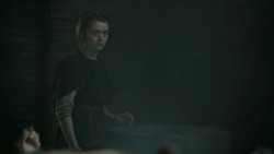 extant_GameOfThrones_5x03-HighSparrow_3485