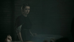 extant_GameOfThrones_5x03-HighSparrow_3486