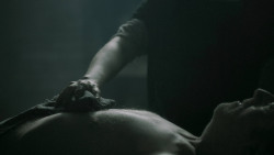 extant_GameOfThrones_5x03-HighSparrow_3498