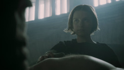 extant_GameOfThrones_5x03-HighSparrow_3516