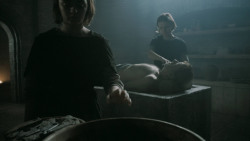 extant_GameOfThrones_5x03-HighSparrow_3528