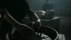 extant_GameOfThrones_5x03-HighSparrow_3536