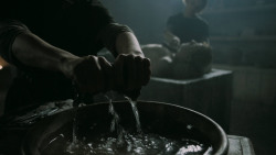 extant_GameOfThrones_5x03-HighSparrow_3540