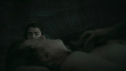 extant_GameOfThrones_5x03-HighSparrow_3542
