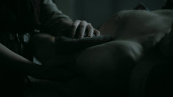 extant_GameOfThrones_5x03-HighSparrow_3553