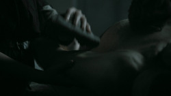 extant_GameOfThrones_5x03-HighSparrow_3555