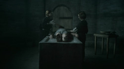 extant_GameOfThrones_5x03-HighSparrow_3567