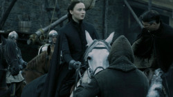 extant_GameOfThrones_5x03-HighSparrow_3599