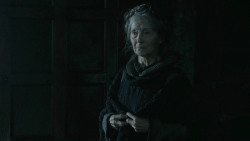 extant_GameOfThrones_5x03-HighSparrow_3726