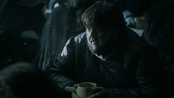 extant_GameOfThrones_5x03-HighSparrow_3760