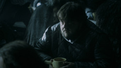 extant_GameOfThrones_5x03-HighSparrow_3771